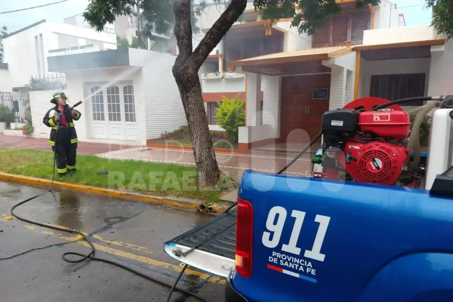 Múltiples incendios en la madrugada del domingo: trabajaron arduamente los bomberos