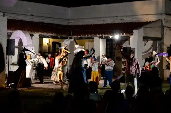 Museo Pampeano: el gran circo criollo presenta “Tardecita criolla – Encuentro para bailar”