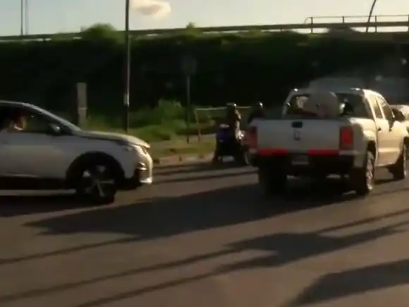 Un camión tuvo una fuga de amoníaco en zona oeste y se tuvo que hacer un operativo