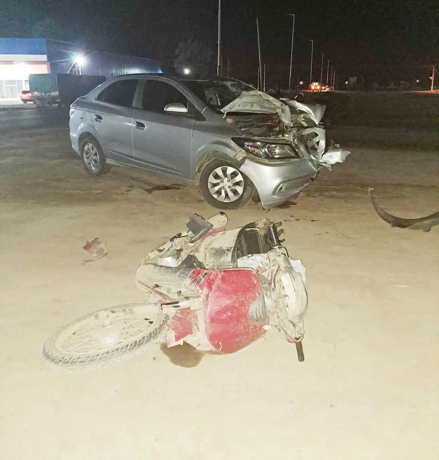 Una motociclista perdió la vida al ser embestida
por un automóvil sobre la ruta nacional 86