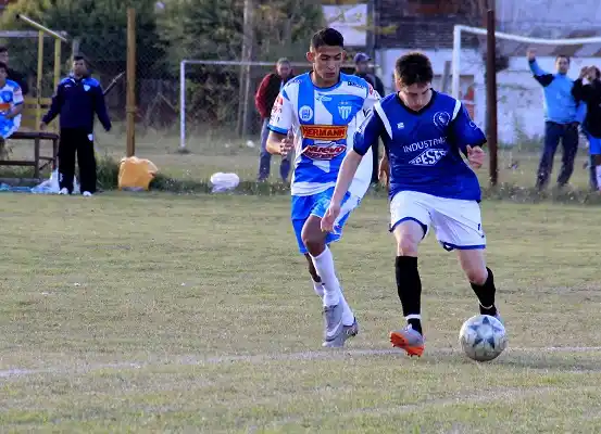 Mañana se juega la quinta del local: horarios y canchas 