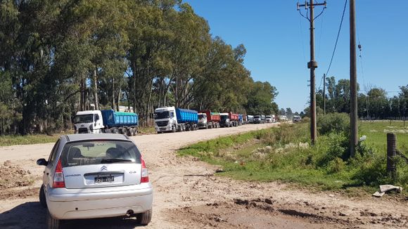 Areneras denunciaron los bloqueos en sus plantas y los del sindicato levantaron el piquete