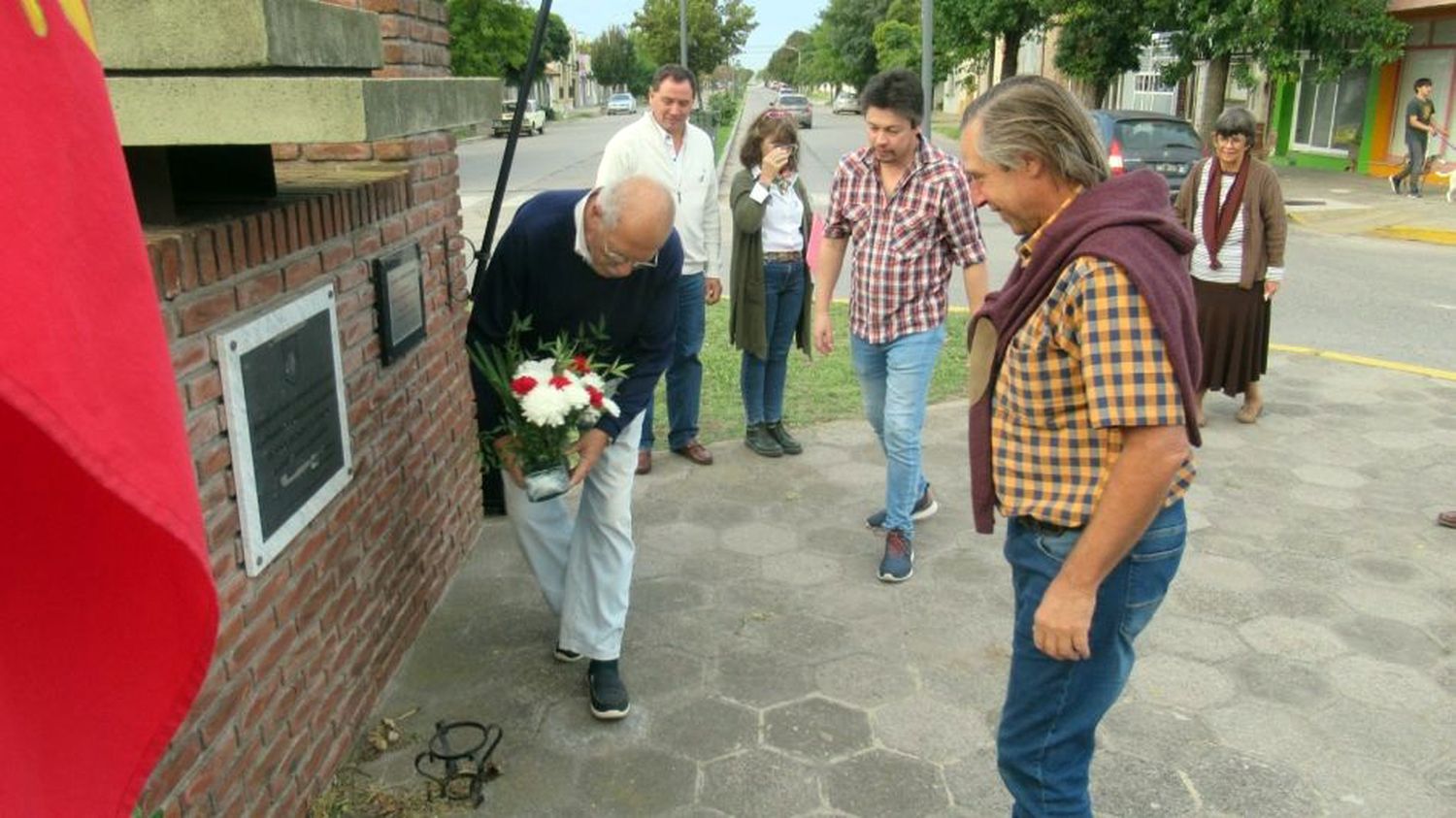 Sencilla. Ceremonia desarrollada en la vecina ciudad