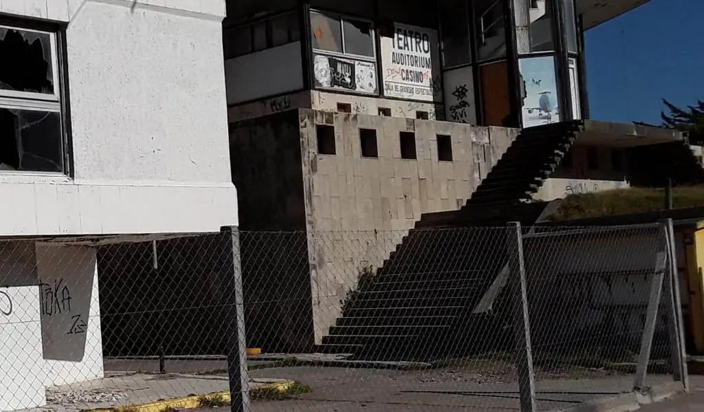 El alambrado de la vergüenza