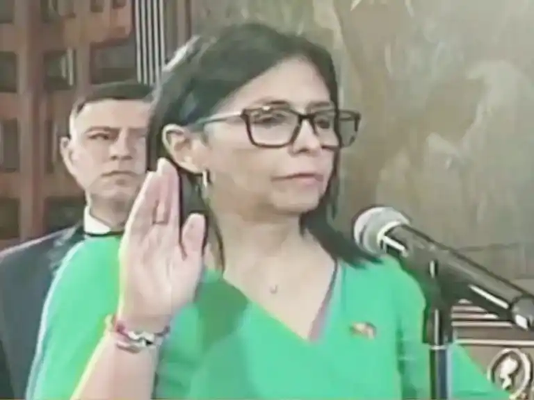 Delcy Rodríguez juró como nueva presidenta de Venezuela
