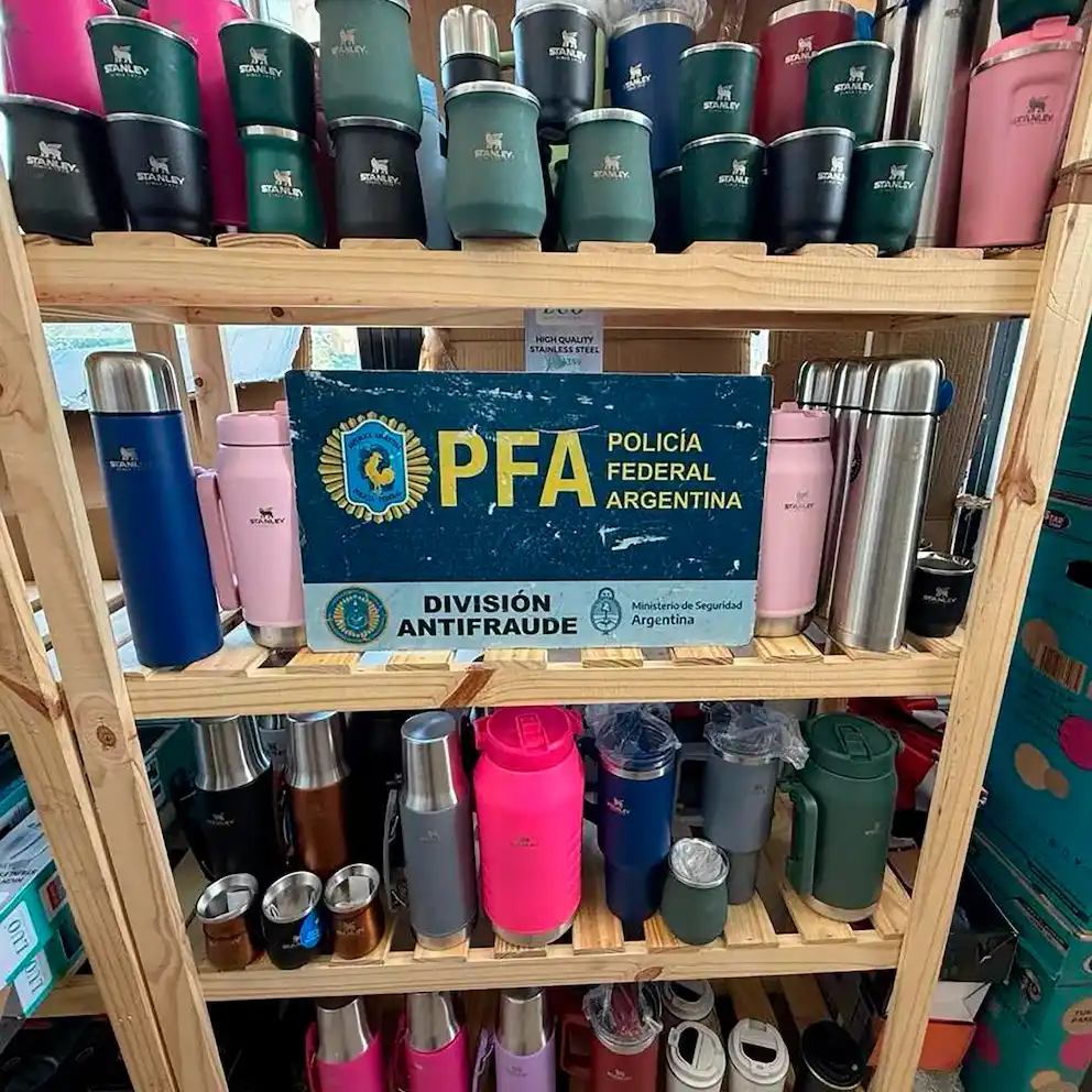Secuestraron más de 450 vasos, termos y mates falsificados: alertan por riesgos para la salud