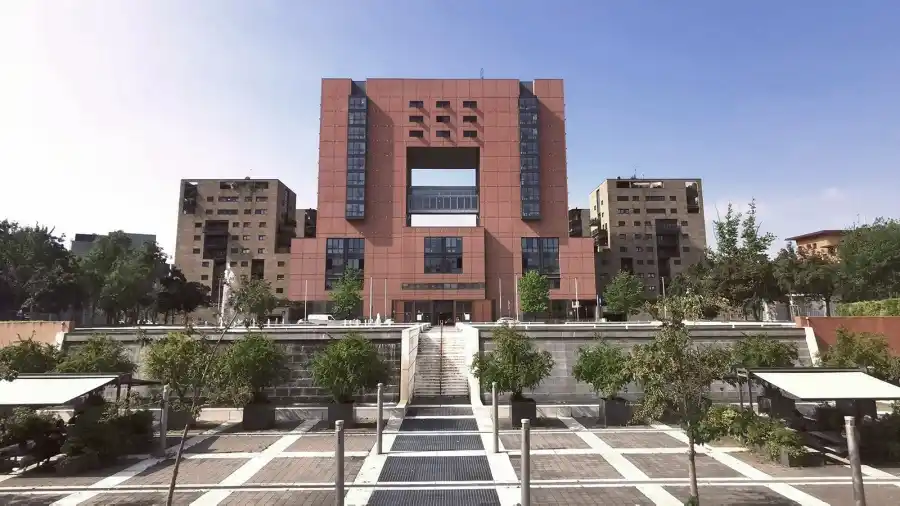 Italia: una universidad prohibió a un autor ruso por el conflicto en Ucrania