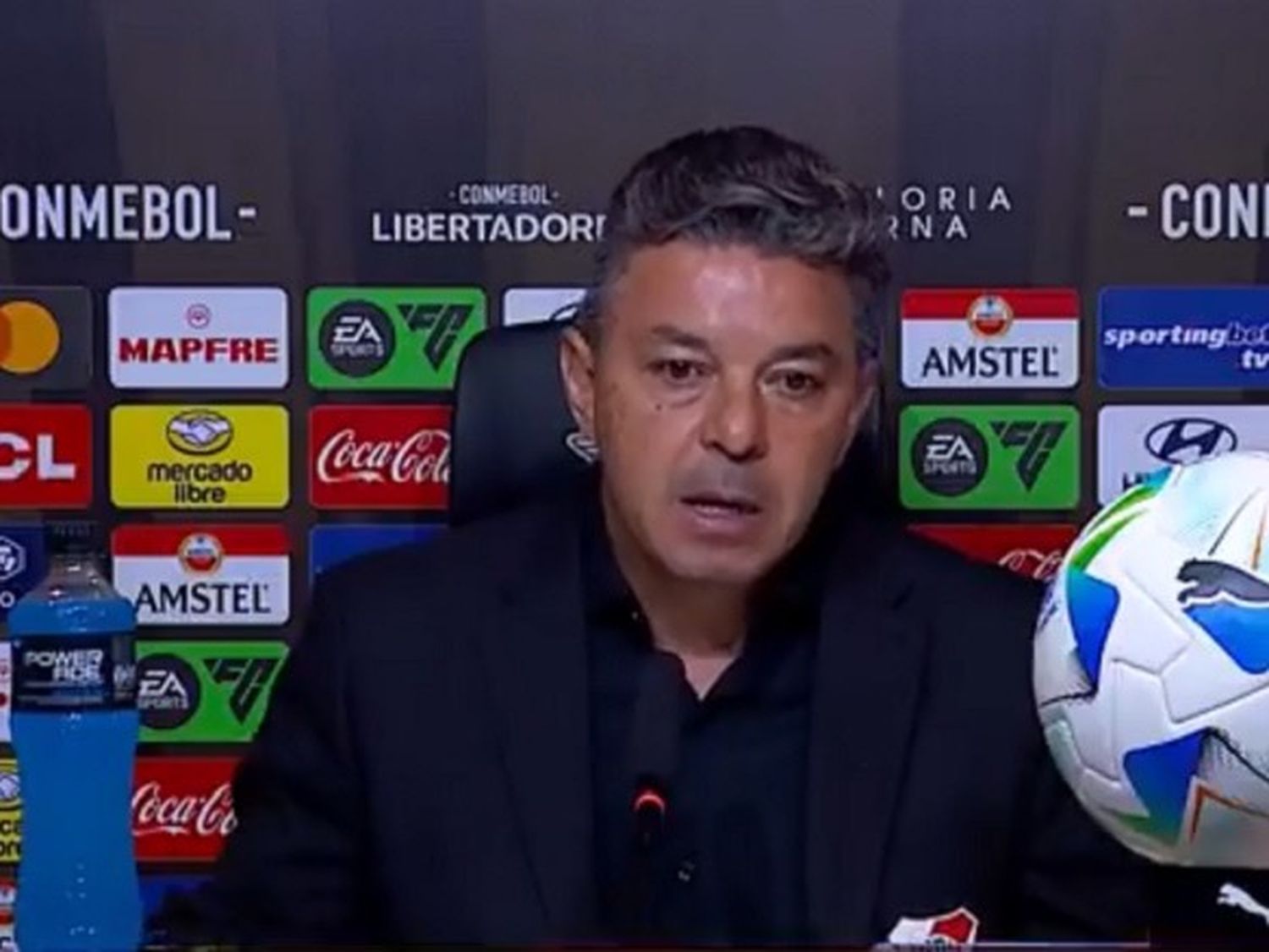 Gallardo, del alivio al enojo: "Me voy a disfrutar la noche, discúlpenme"