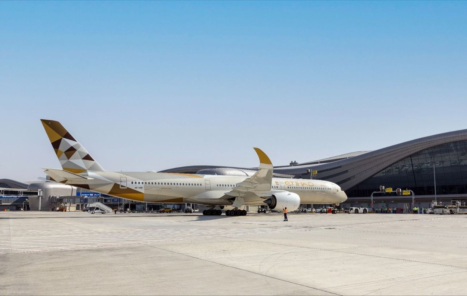 Inauguraron en el aeropuerto de Abu Dhabi una de las terminales más grandes del mundo