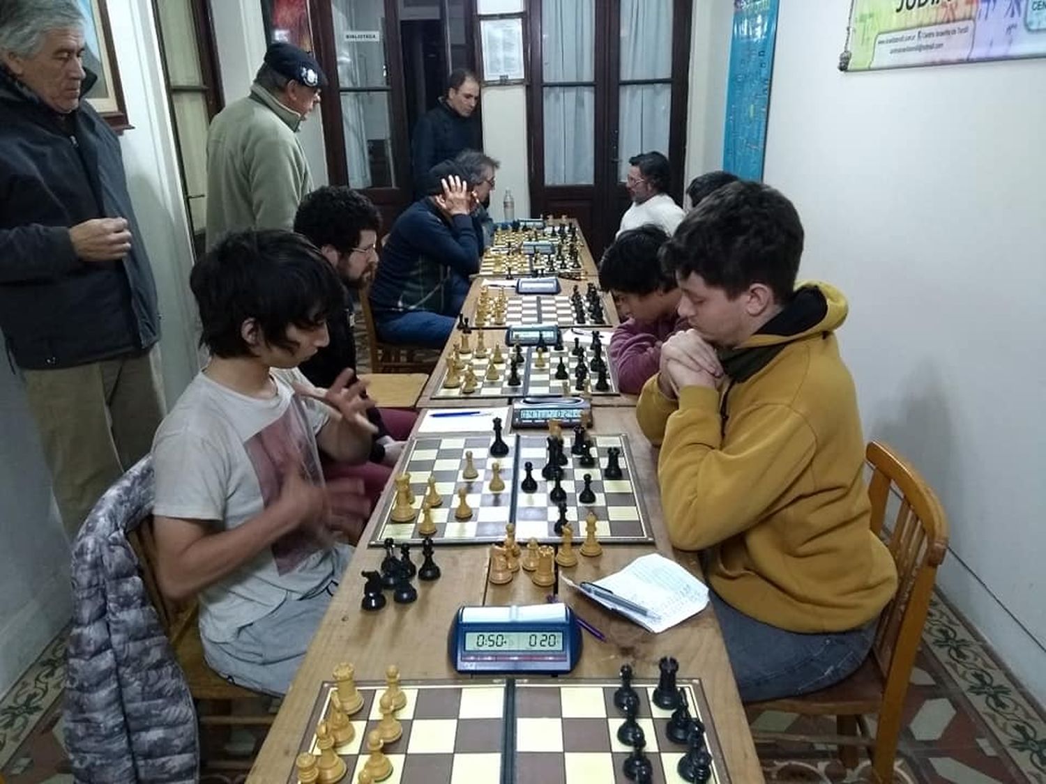 Bertucci sigue arriba en el Abierto Farji-Szyszkowsky
