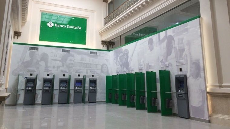 Banco Santa Fe acerca la tecnología a los adultos mayores