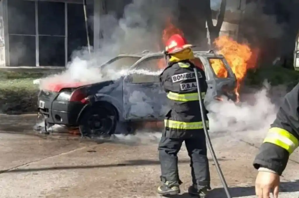 Mar del Plata: se roció con nafta y se prendió fuego dentro de su camioneta