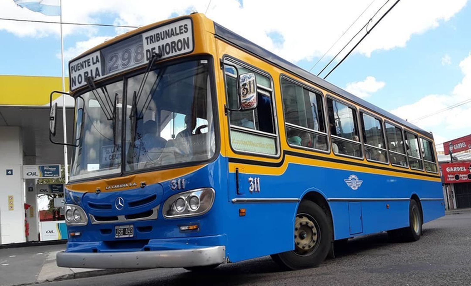 Catorce choferes de empresa de colectivos La Cabaña con COVID-19