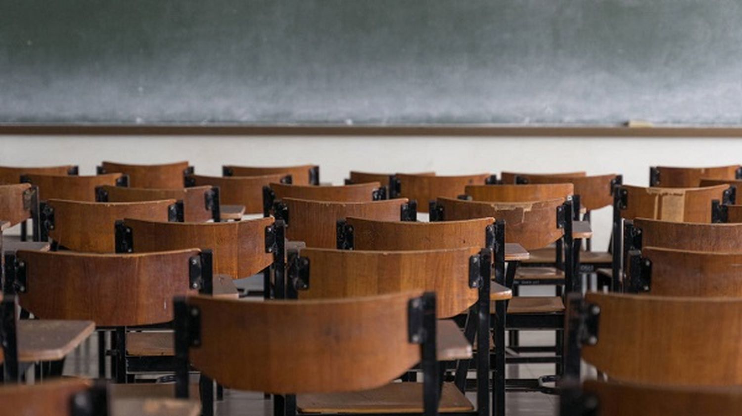 Suspenden las clases en varias escuelas bonaerenses por la ola de calor