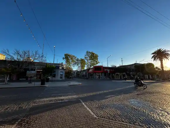 Cielo despejado y temperatura subiendo: la semana comenzó a pleno sol en Rafaela