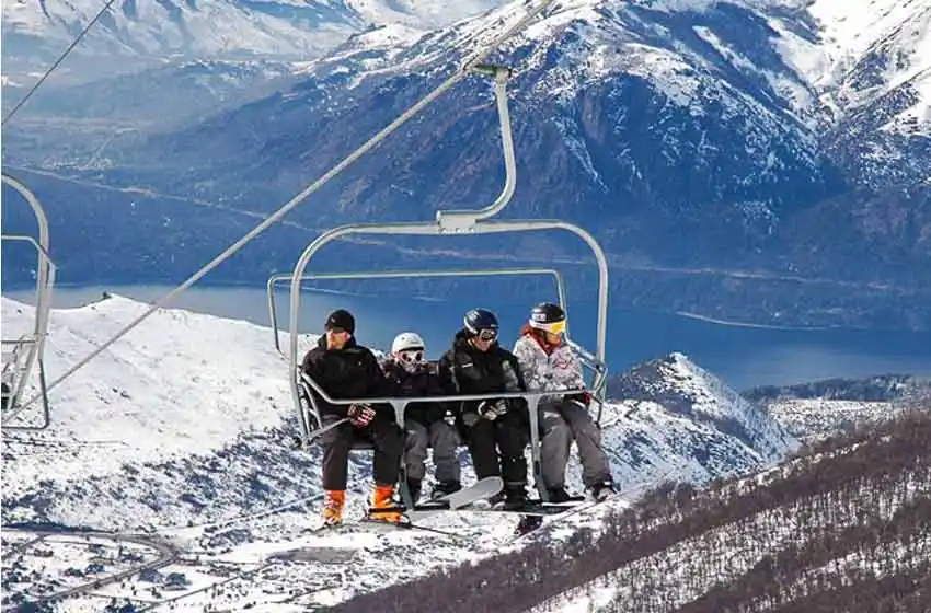 Los estudiantes de estafados por Snow Travel finalmente viajan a Bariloche