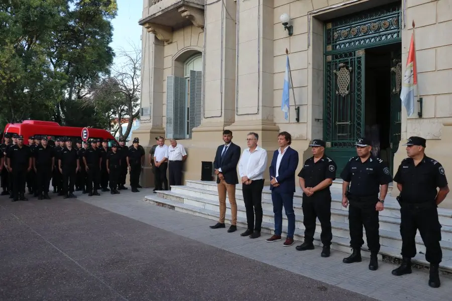 La provincia puso en funciones a los nuevos jefes de la Unidad Regional V