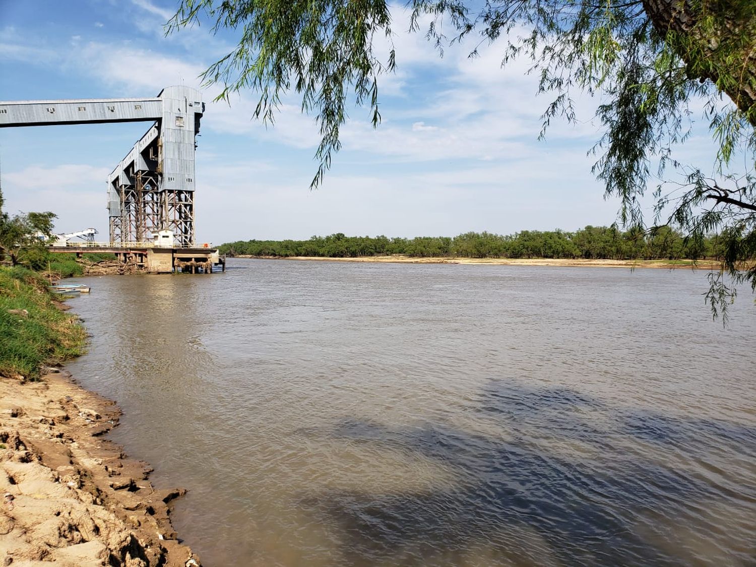 Se llama a licitación el dragado del Puerto de Diamante