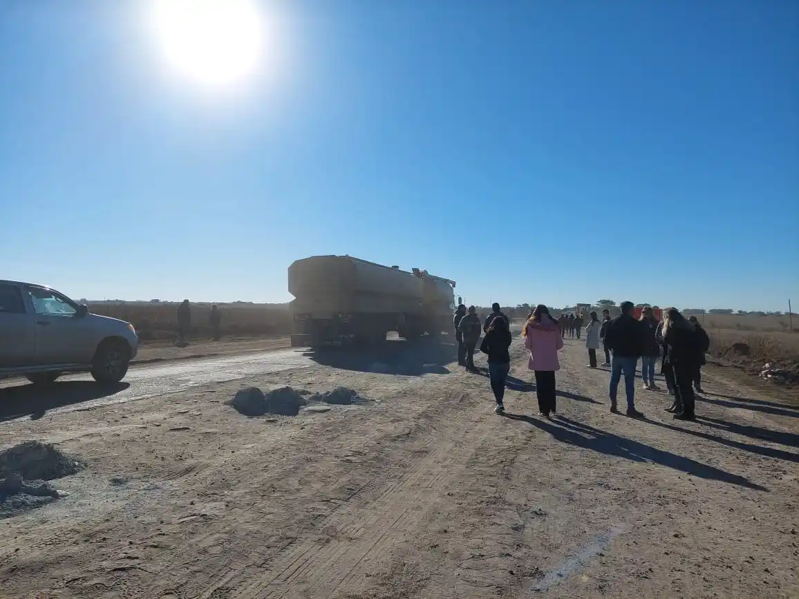 El gobernador Frigerio da inicio a los trabajos en la Ruta Provincial 32