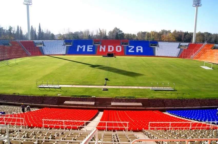 Provincia de Buenos Aires y Mendoza se sumaron a Capital Federal y también se jugará a puertas cerradas