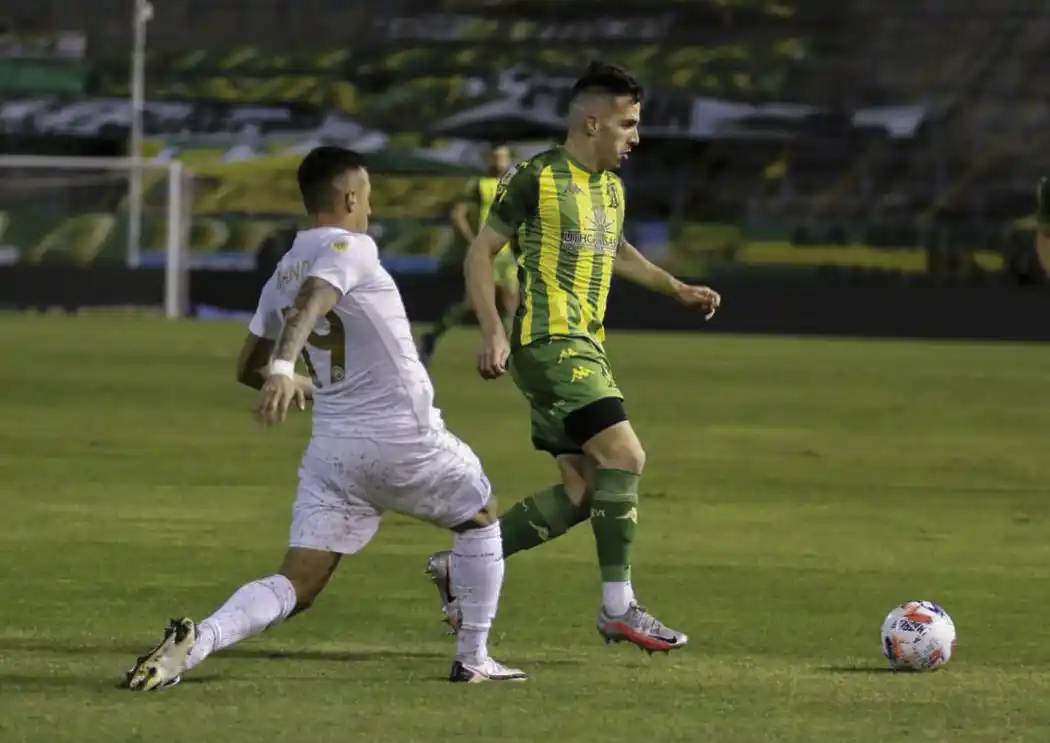 Racing desniveló en el segundo tiempo.