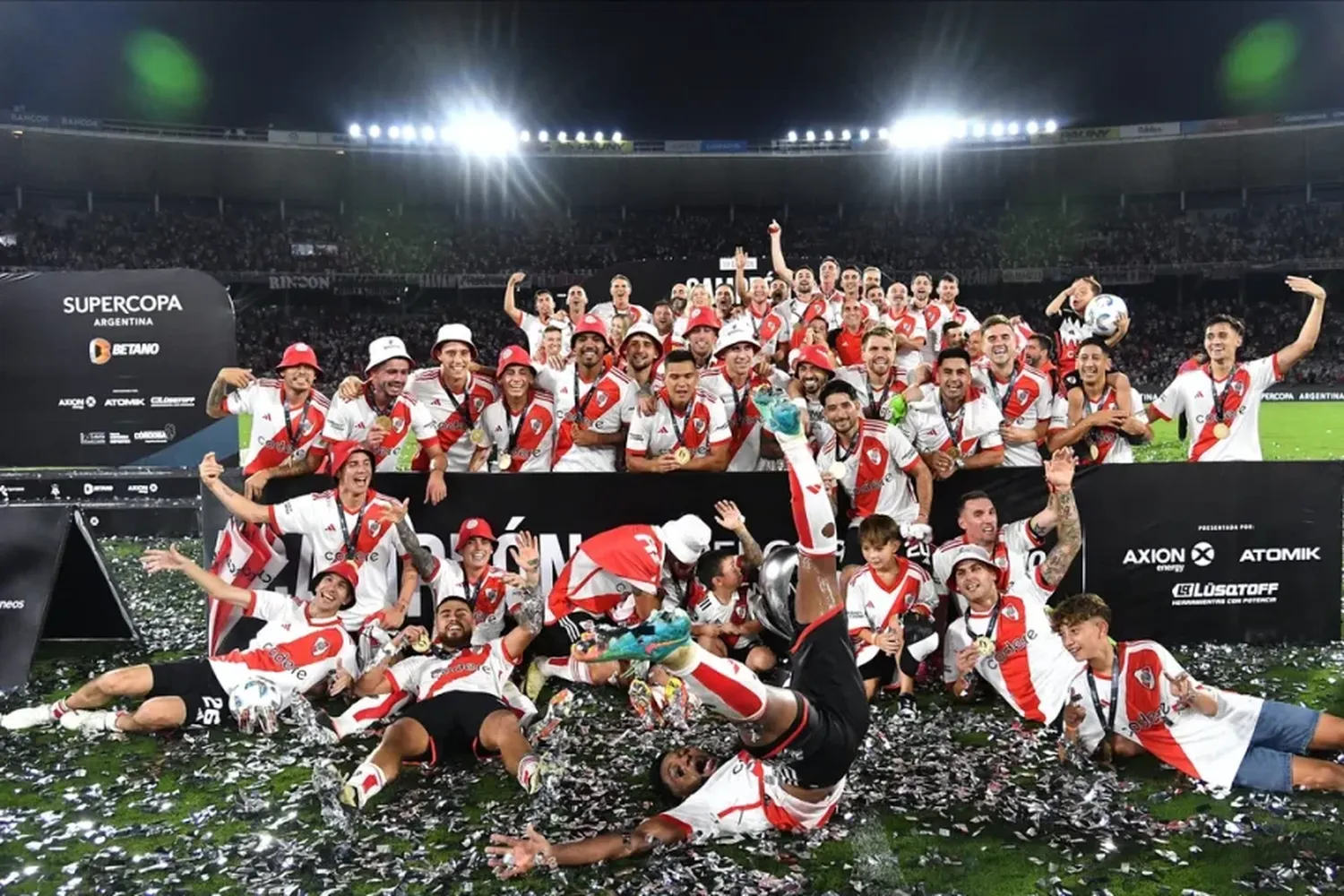 River venció a Estudiantes y se quedó con la Supercopa Argentina