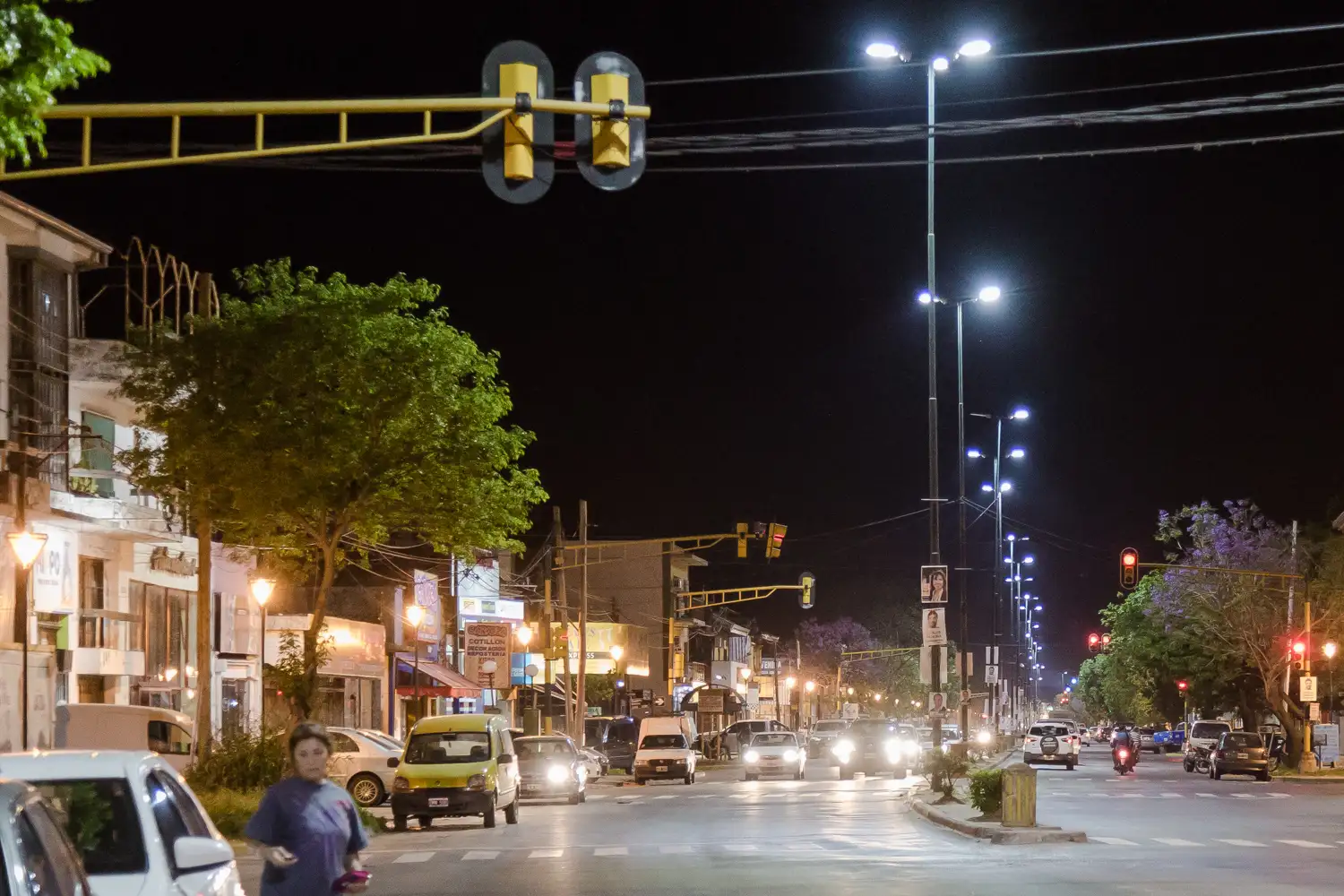 La ciudad suma tecnología Led al alumbrado público