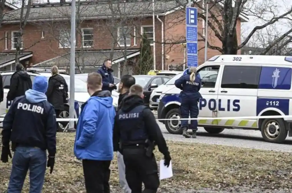 Tiroteo en una escuela de Finlandia