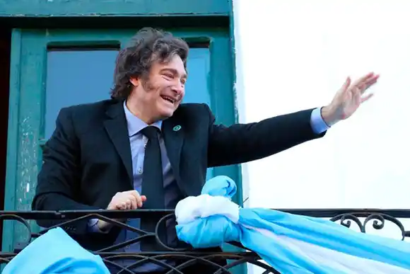 Milei viajará a Rosario para los festejos del Día de la Bandera