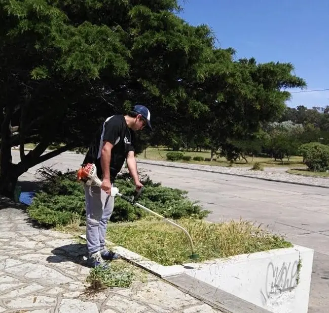Intentos para sacar a la ciudad del abandono que atraviesa