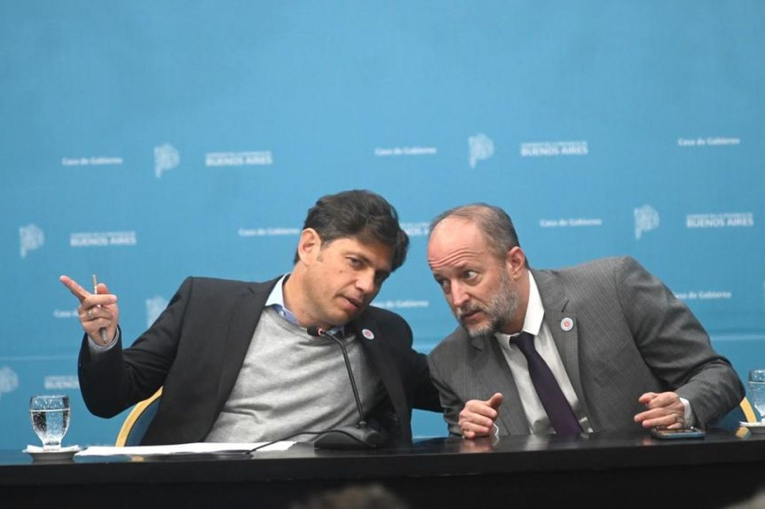 Kicillof dijo que se enteró por las redes del viaje de lujo de su jefe de gabinete Martín Insaurralde a Europa