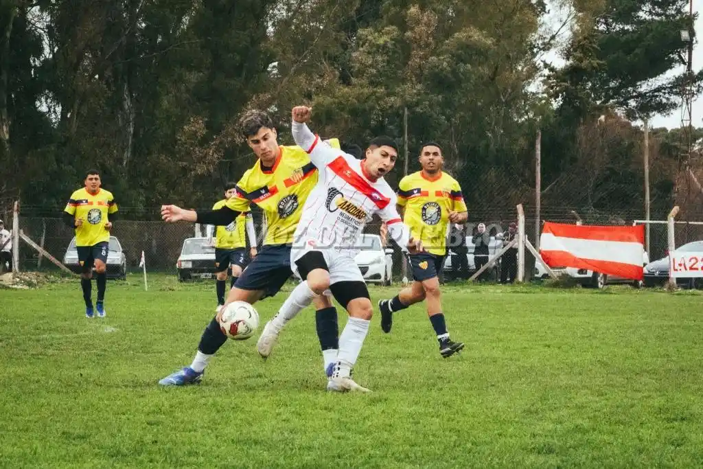 Unión y Argentino se debaten la final de la Liguilla esta tarde en el Catale