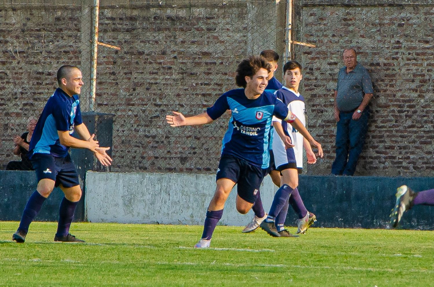 FOTO NACHO CORREA/EL TIEMPO DE AZUL Benjamín Díaz viene de anotar dos goles frente a Azul.