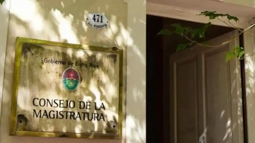 El STJ rechazó la mayoría de los cuestionamientos contra la Ley Nº 11.003 y sólo declaró inconstitucional la figura de denegatoria tácita en el artículo 26.