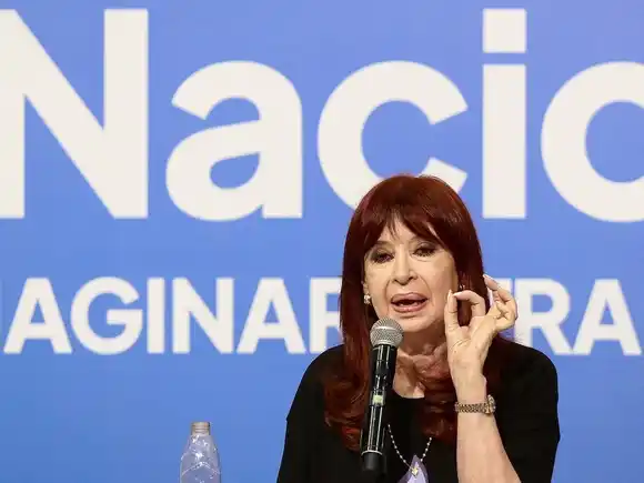 Causa Vialidad: Cristina Kirchner le pidió a la Corte Suprema su absolución y recusó a Manuel García-Mansilla