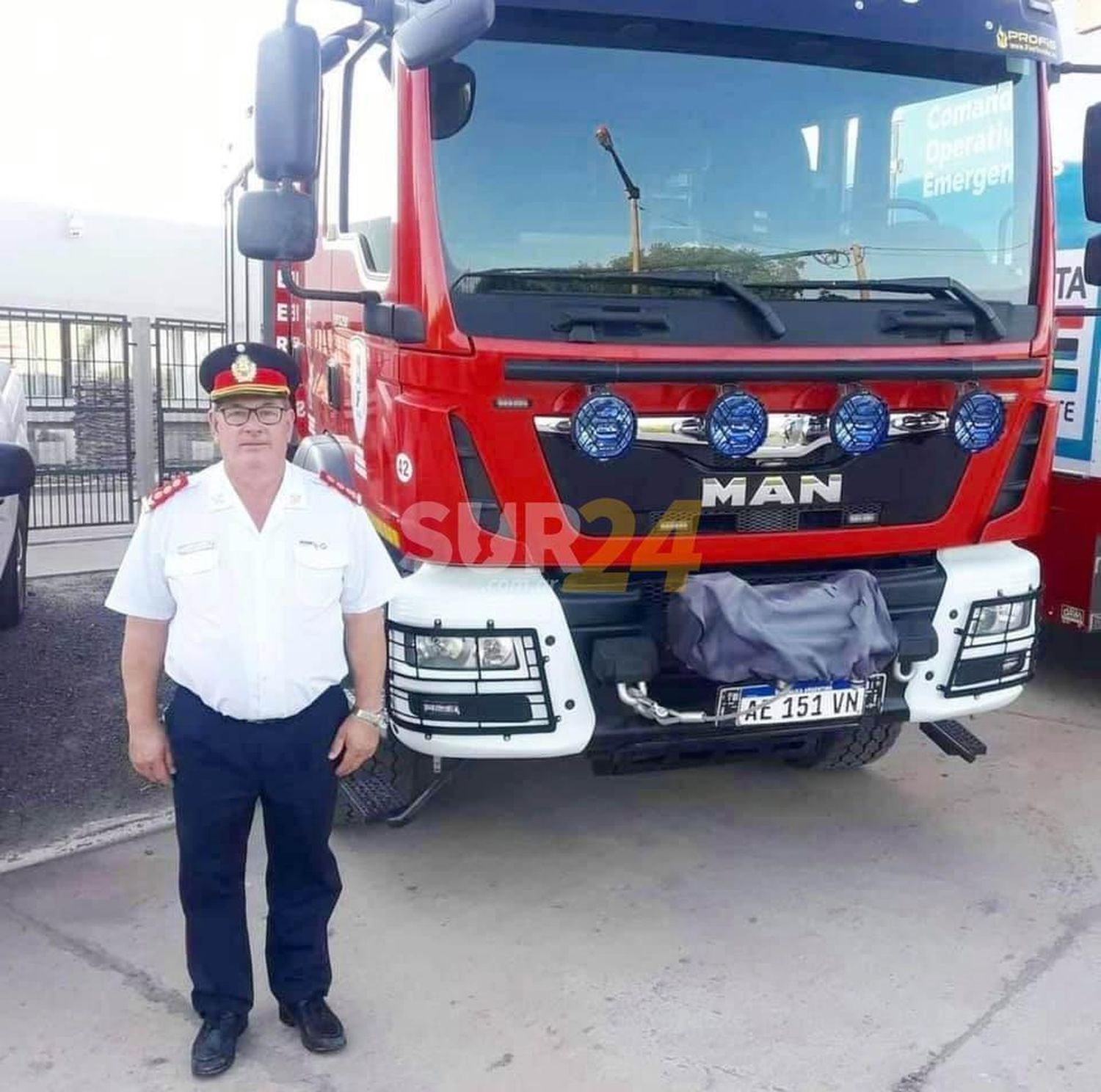 Tristeza y conmoción en Villa Cañás por la muerte de un bombero histórico que era subjefe provincial