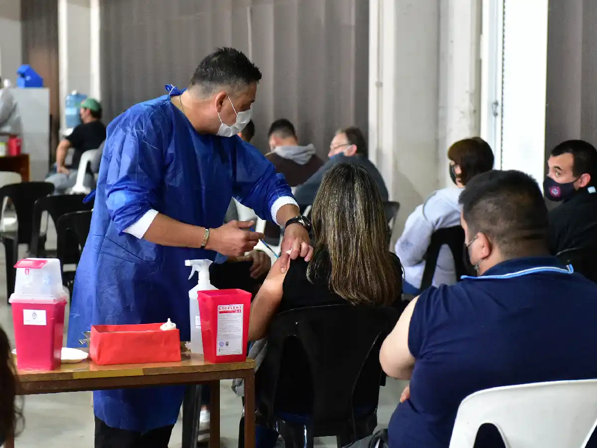 Nuevo operativo de vacunación covid en el Superdomo