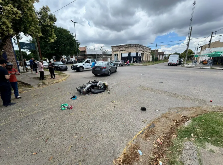 El siniestro ocurrió en la esquina de Chivilcoy y 3 de Febrero.
