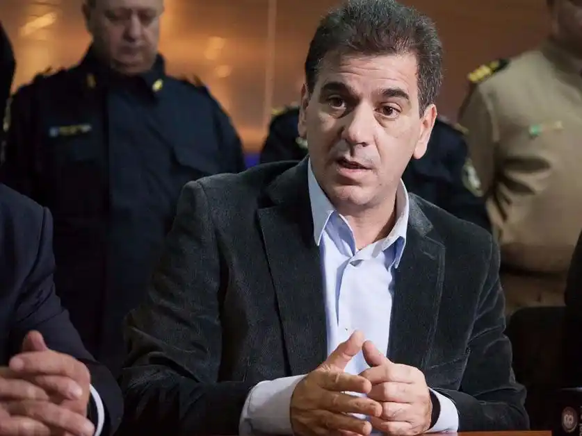 Ritondo sobre el incendio a un tribunal de San Martín: "Son mafias que buscan amedrentar"