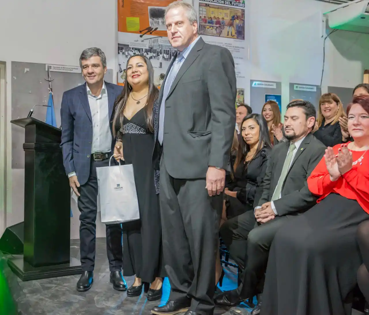 Zabaleta y Perczyk participaron de la colación de los primeros graduados de la Universidad de Hurlingham