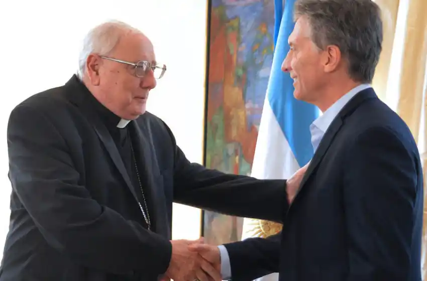 La Iglesia inició tratativas para renunciar al aporte del Estado