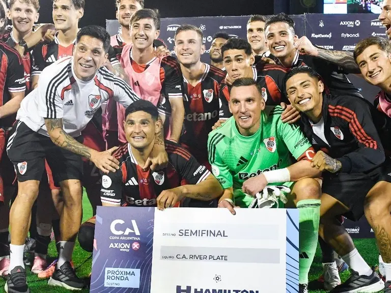 El Millonario venció 1 a 0 a la Academia y accedió a las semis de la Copa Argentina.Foto:Copa Arg.