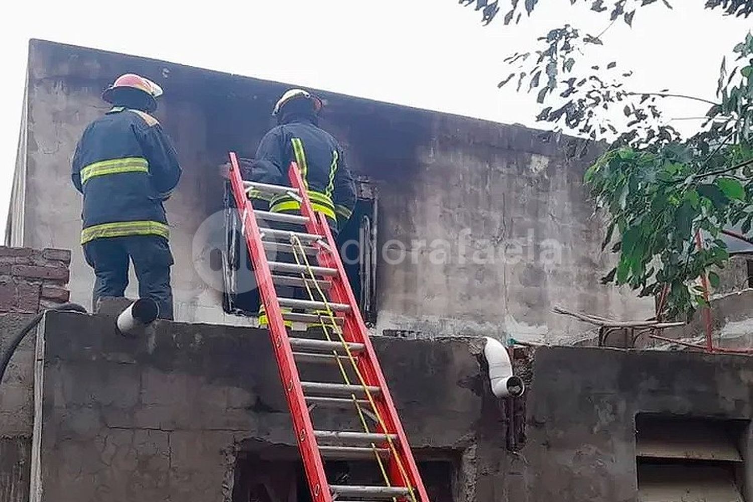 Enorme tristeza en la región: falleció una niña tras un grave incendio en una casa
