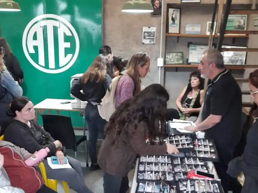 Exitosa. Nuevamente mucha gente se acercó hasta la sede de ATE, y esta vez, al Club Ministerio por la campaña visual