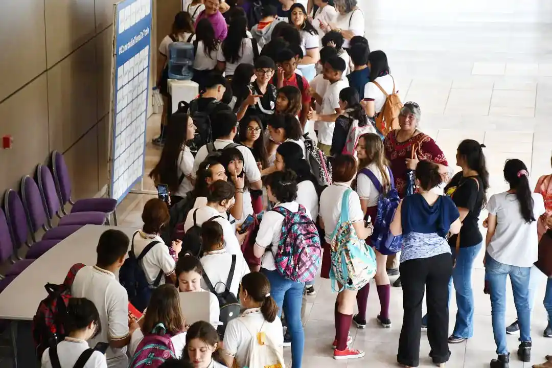 La escuela municipal de teatro presentó con gran éxito “Cuando el mundo entero dormía”