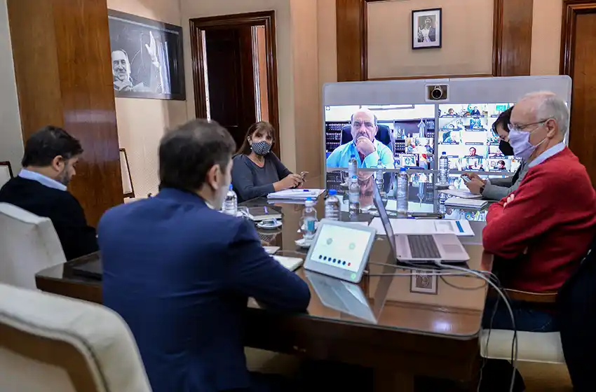 Kicillof: "Los recaudos que hemos tomado hasta aquí no son suficientes"