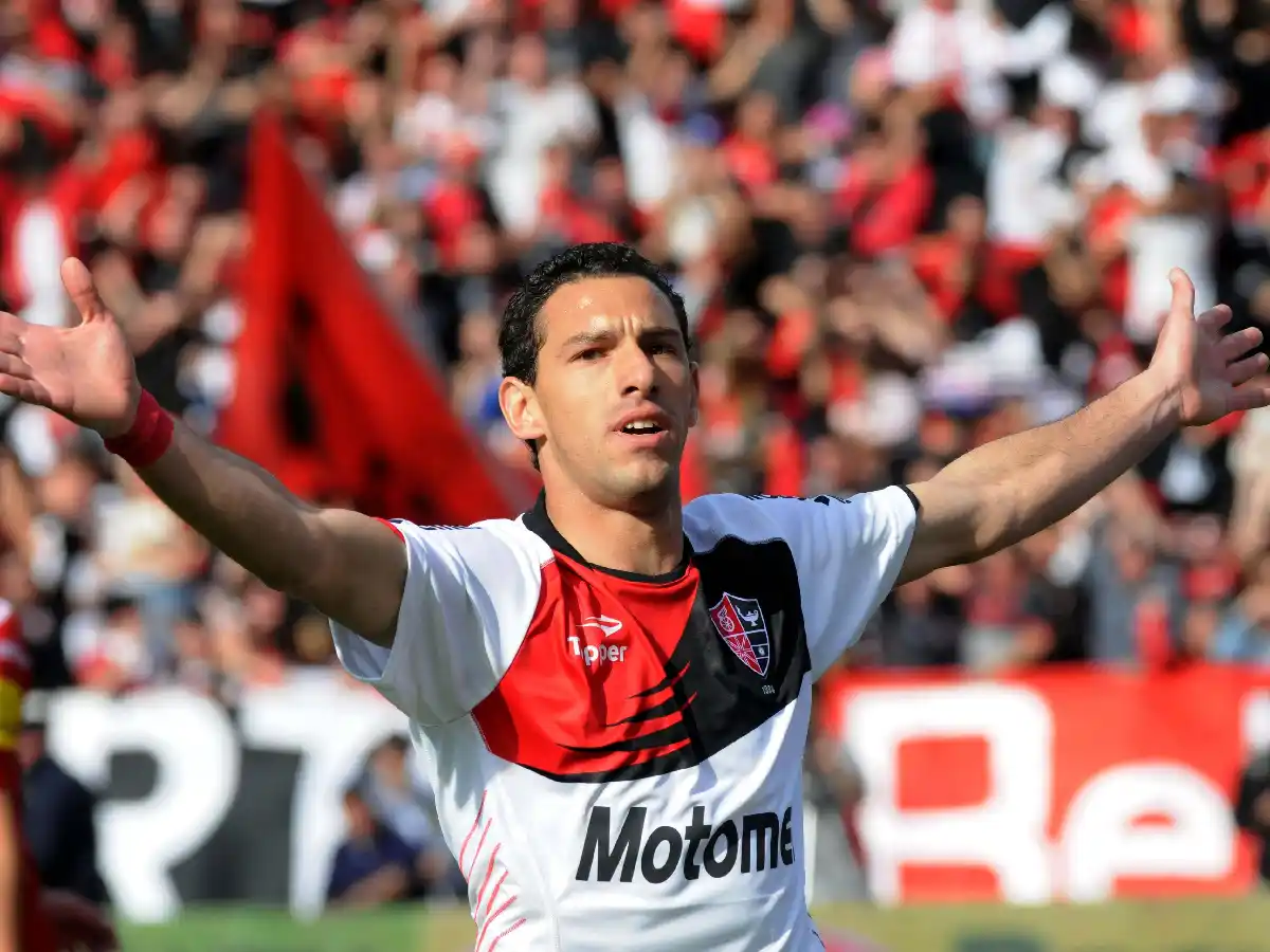 “Maxi” Rodríguez: "Voy a seguir seis meses más”