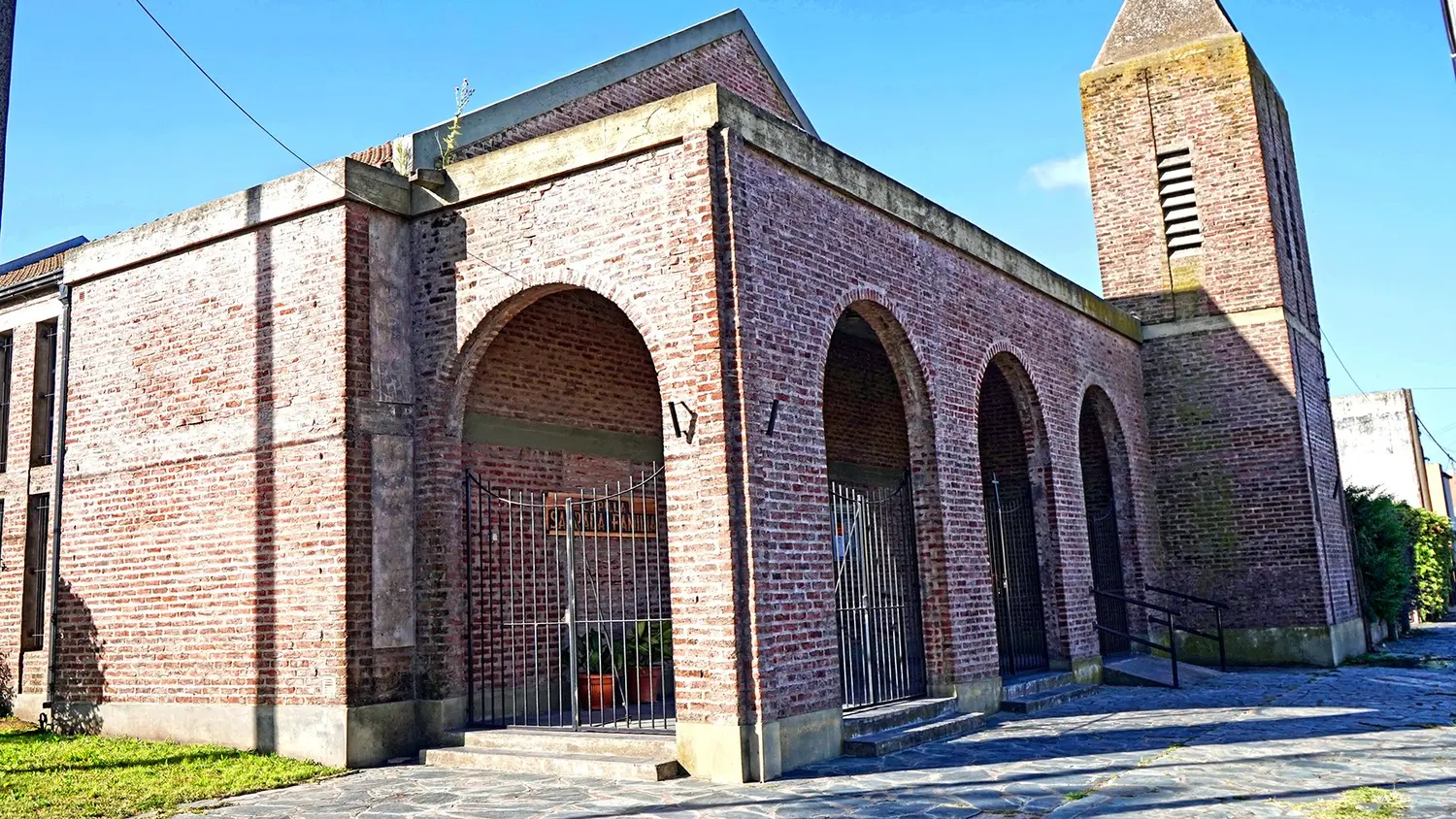 Sede. De la Iglesia de la Sagrada Familia, en calles 72 y 73, donde ocurrió el ilícito