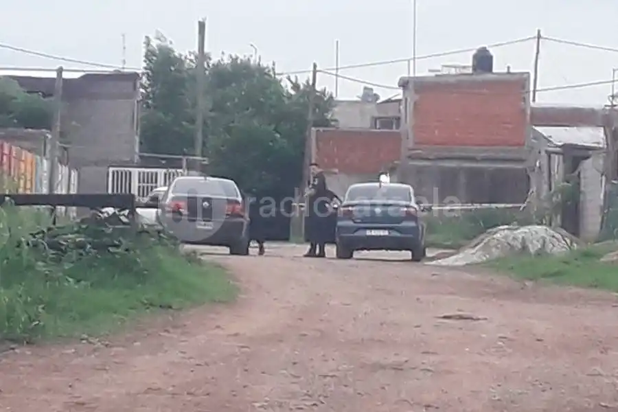 Violencia total: le fue a reclamar por el robo de un estéreo y se mataron a los tiros