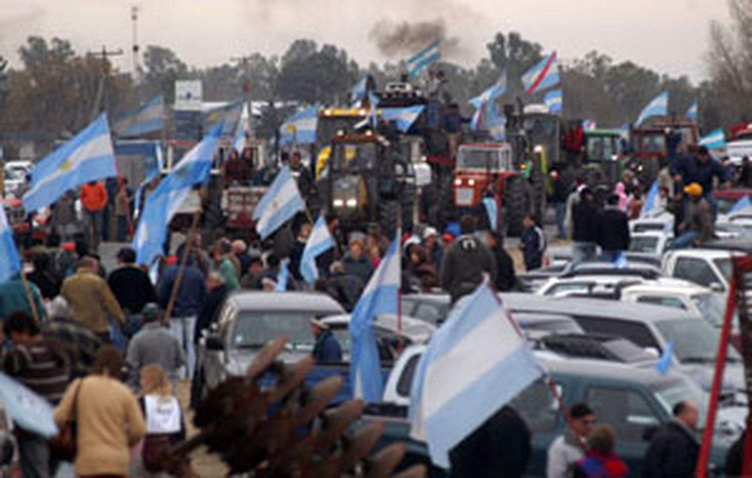 Contundente manifestación  de apoyo en Gualeguaychú